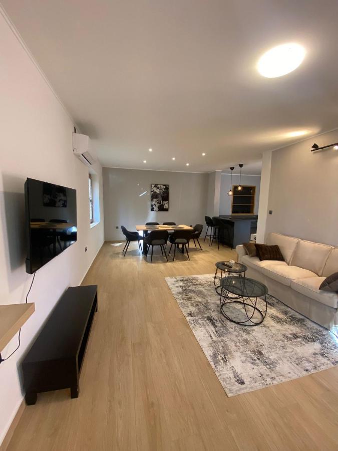 Apartmani Cvita Nevidane Экстерьер фото